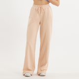 Cozy Camellia | ON MODEL FRONT