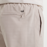 Burnt    Taupe | ON MODEL DETAIL 2