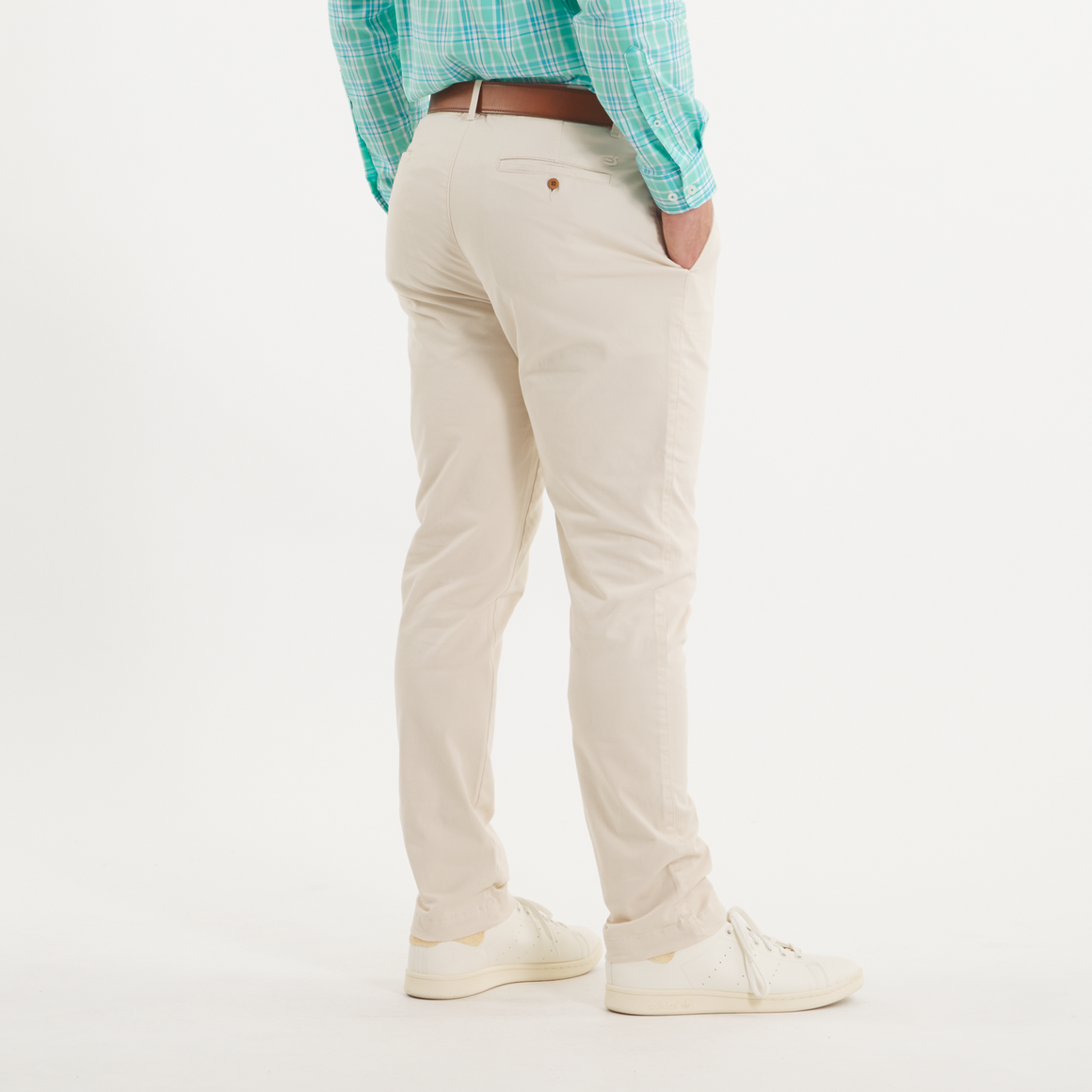 Audubon Tan | ON MODEL SIDE