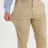 Khaki Chino | ON MODEL DETAIL