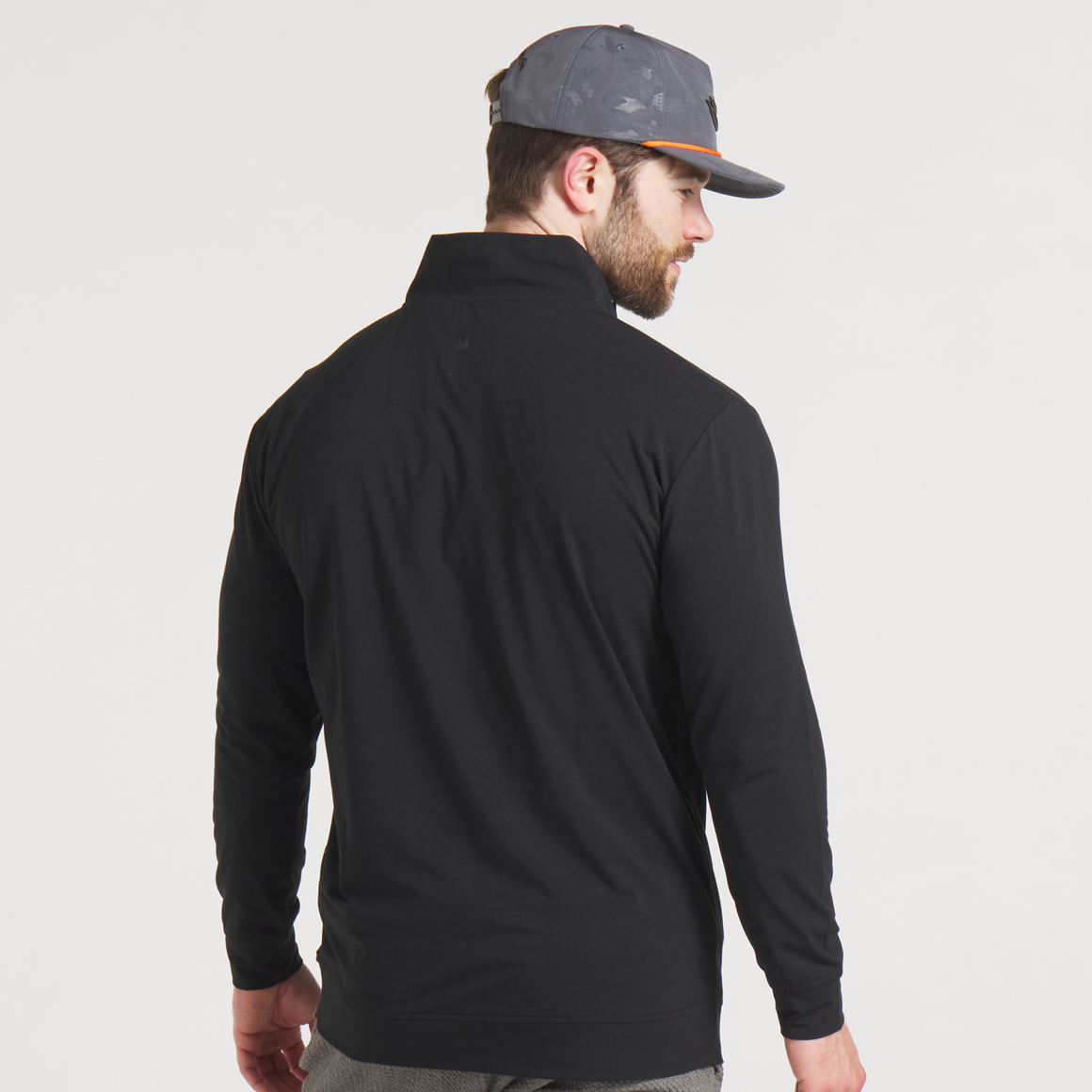 Black | ON MODEL BACK