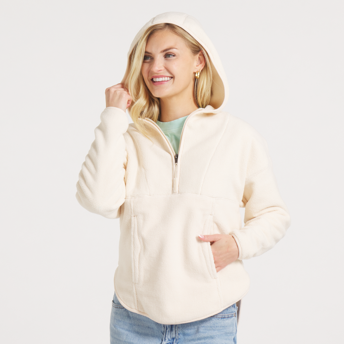 Oatmeal | ON MODEL FRONT HOOD 3
