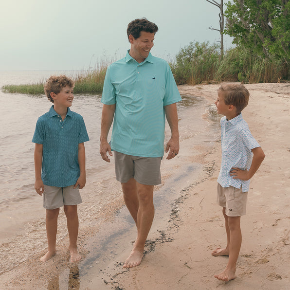 Teal Fan Shell | Lifestyle