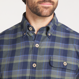 Navy & Dark Green | ON MODEL DETAIL