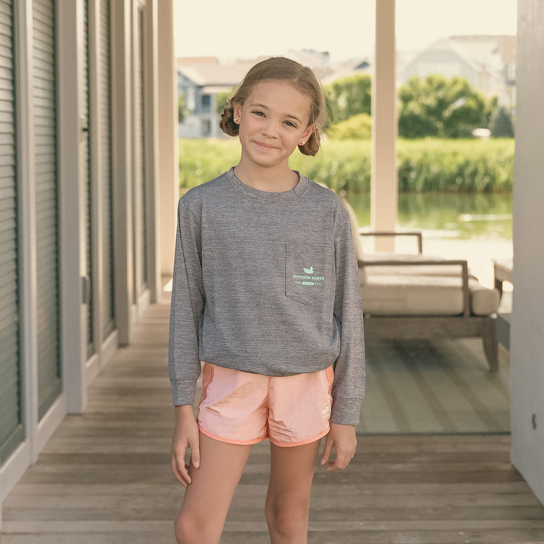 Midnight Gray Heather | LIFESTYLE FRONT VIEW